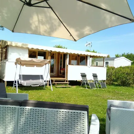Reve De Jade Campsite Lattes